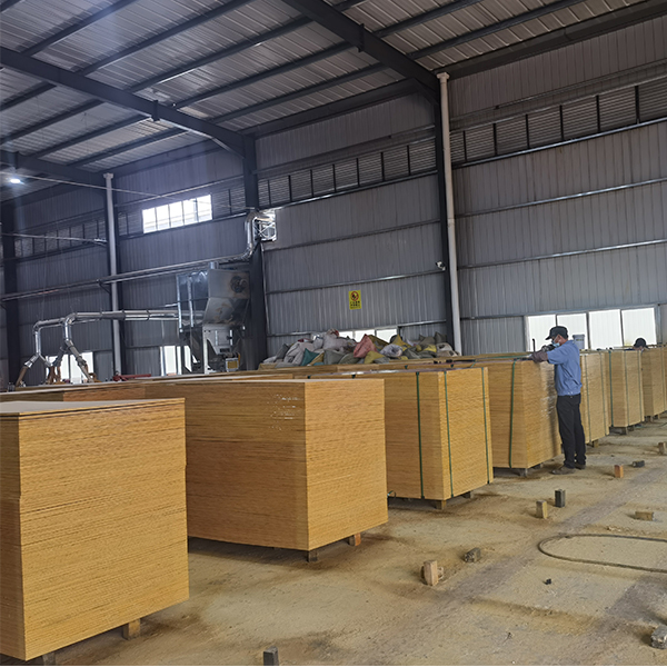 廣西建筑模板廠家批發(fā)價格